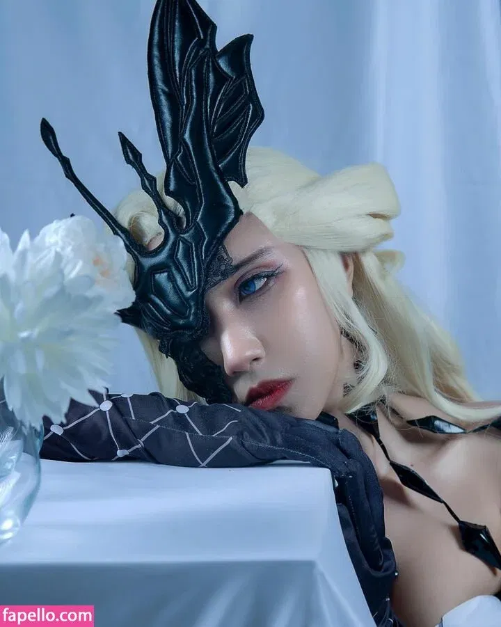 Refeen / Refina / referrals Onlyfans Photo Gallery 