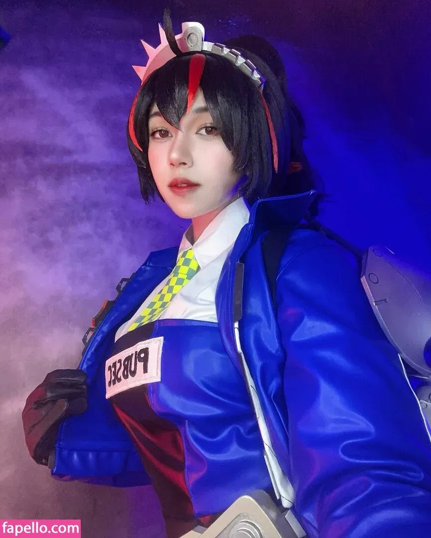 Refeen / Refina / referrals Onlyfans Photo Gallery 