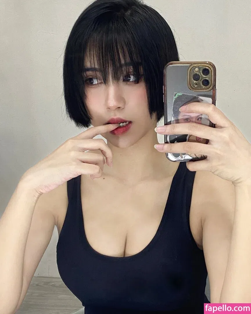 Refeen / Refina / referrals Onlyfans Photo Gallery 