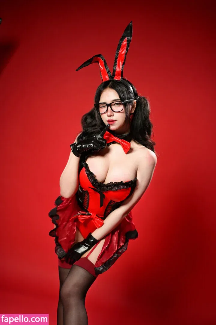 Refeen / Refina / referrals Onlyfans Photo Gallery 