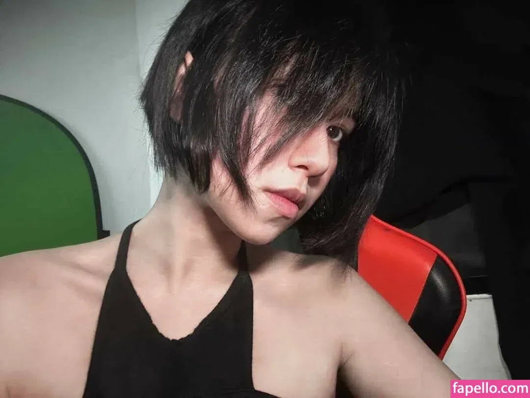 Refeen / Refina / referrals Onlyfans Photo Gallery 