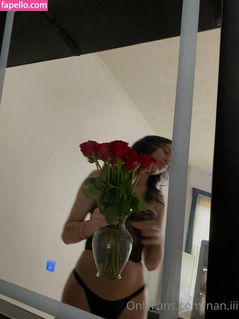 Nanamarie / na.nnii / nan.iii Onlyfans Photo Gallery 