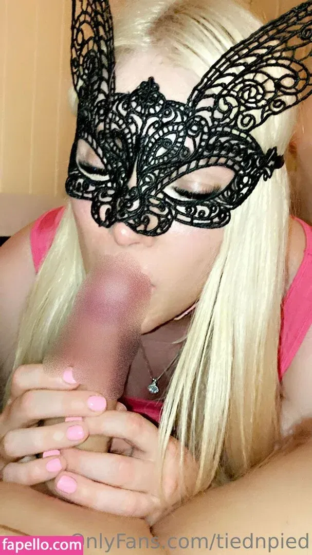 tiednpied Onlyfans Photo Gallery 