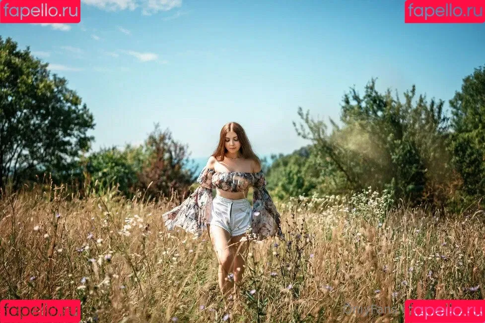 alise_lis / aliselis Onlyfans Photo Gallery 