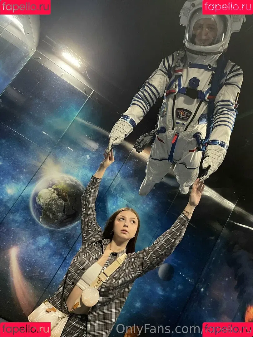 alise_lis / aliselis Onlyfans Photo Gallery 