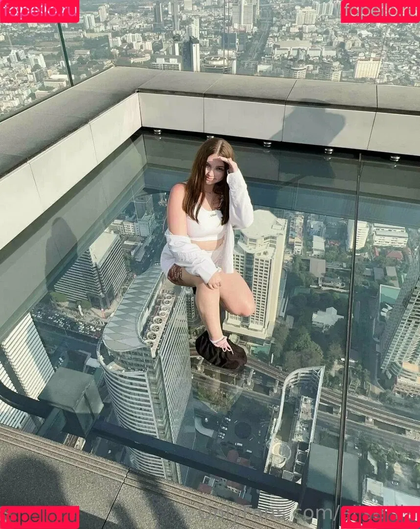 alise_lis / aliselis Onlyfans Photo Gallery 