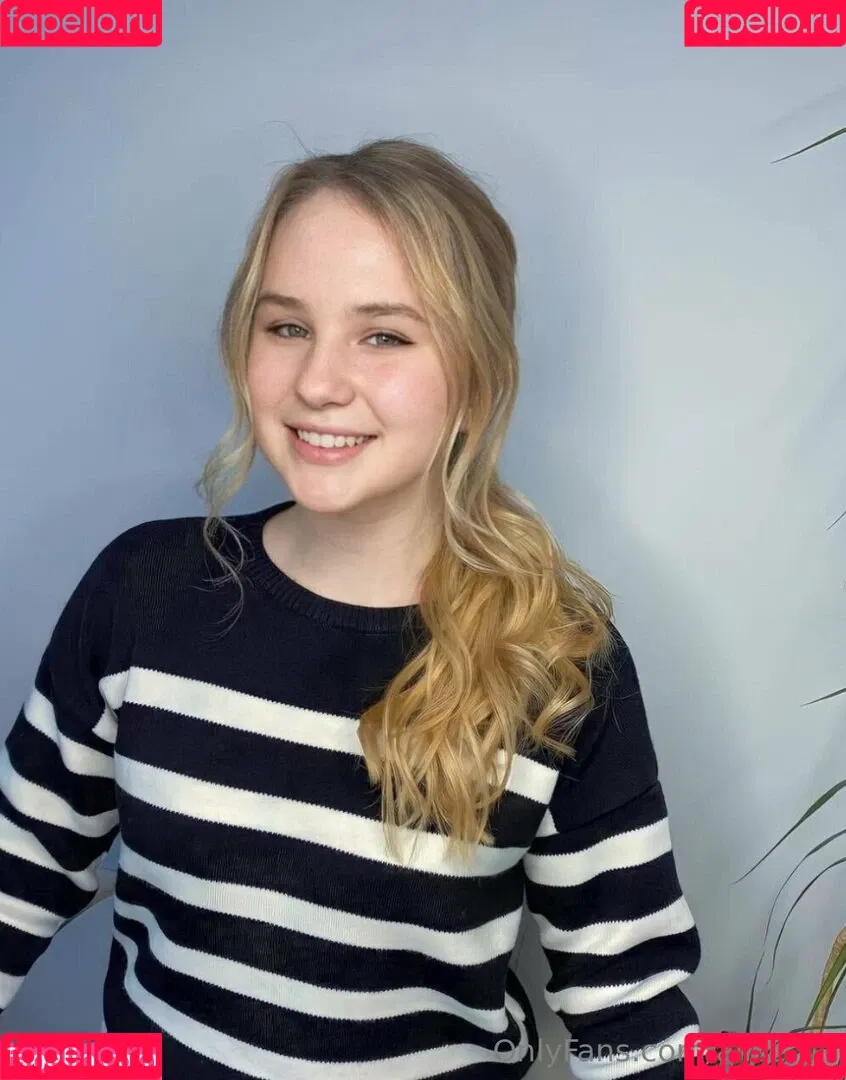 alise_lis / aliselis Onlyfans Photo Gallery 