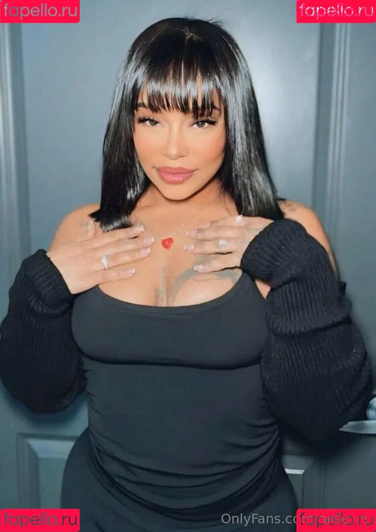 alise_lis / aliselis Onlyfans Photo Gallery 