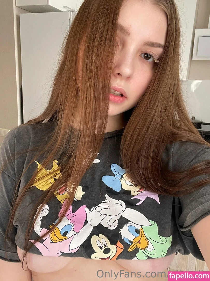 alise_lis / aliselis Onlyfans Photo Gallery 