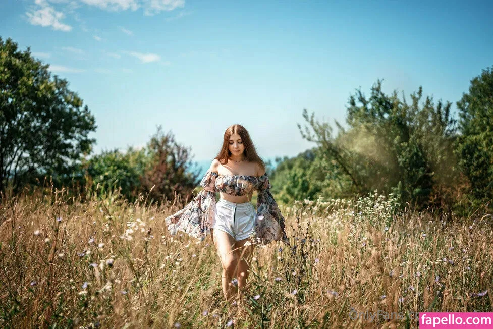 alise_lis / aliselis Onlyfans Photo Gallery 