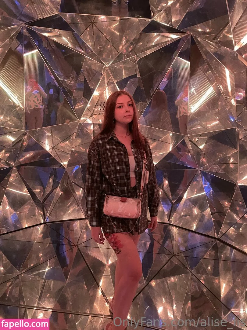 alise_lis / aliselis Onlyfans Photo Gallery 