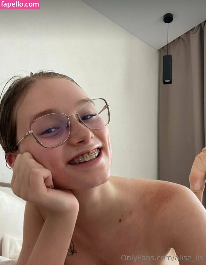 alise_lis / aliselis Onlyfans Photo Gallery 