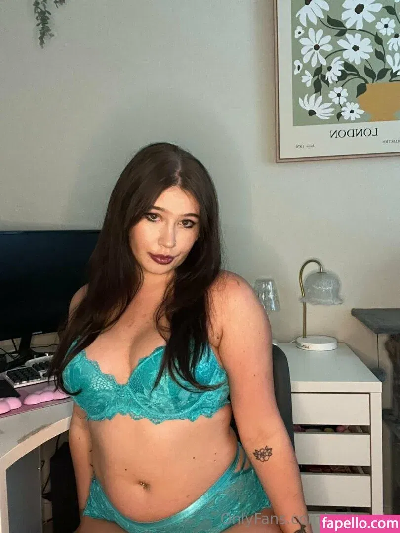 caiacaylx / caiacaylx.irl Onlyfans Photo Gallery 