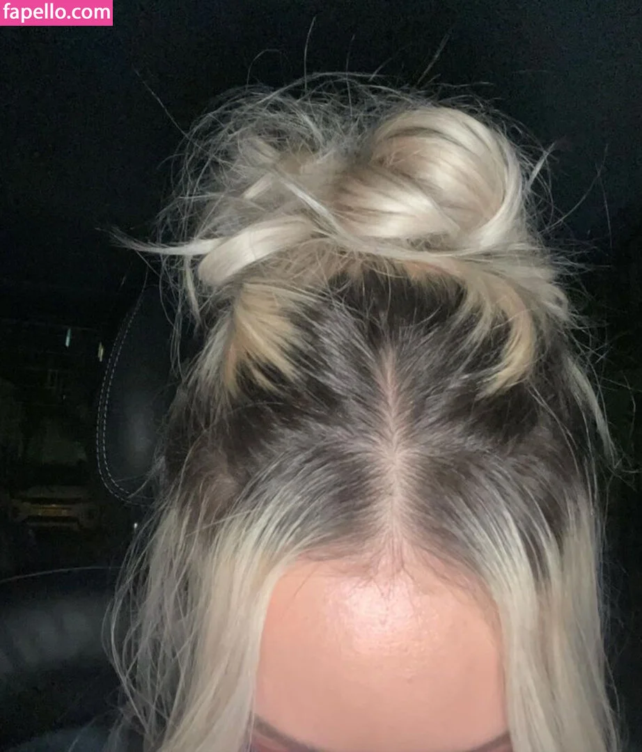 Anne-Marie Onlyfans Photo Gallery 