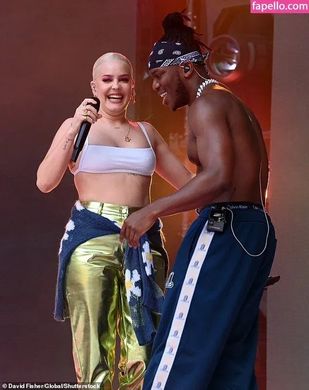 Anne-Marie Onlyfans Photo Gallery 