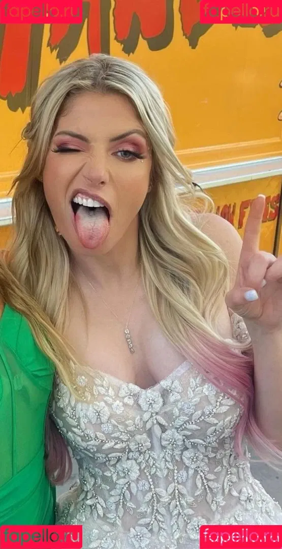Alexa Bliss / WWE / alexa_bliss / alexa_bliss_wwe_ / alexafansite Onlyfans Photo Gallery 
