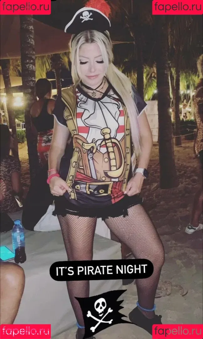 Alexa Bliss / WWE / alexa_bliss / alexa_bliss_wwe_ / alexafansite Onlyfans Photo Gallery 