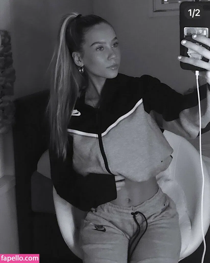 https: / iidaamilda Onlyfans Photo Gallery 