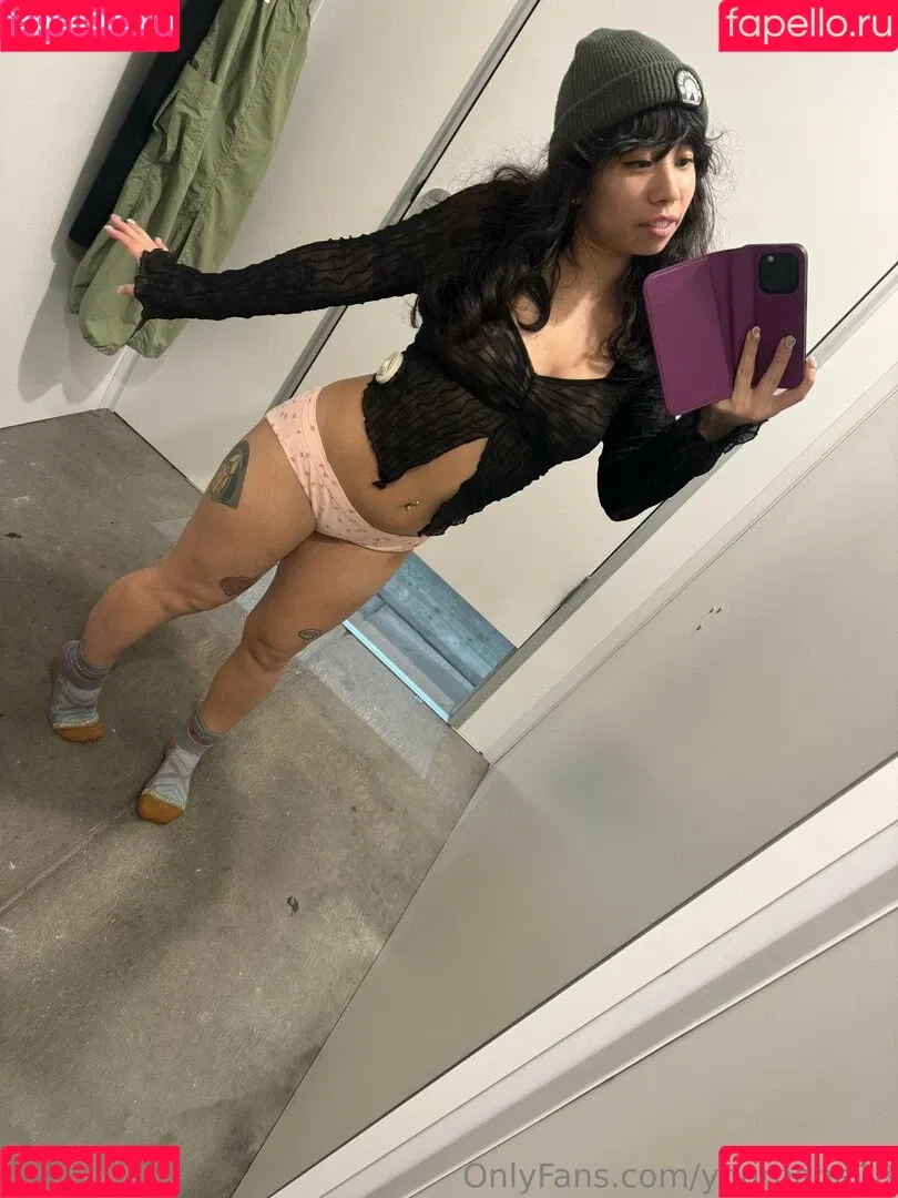 Cherrydaisuki / yournana18 Onlyfans Photo Gallery 