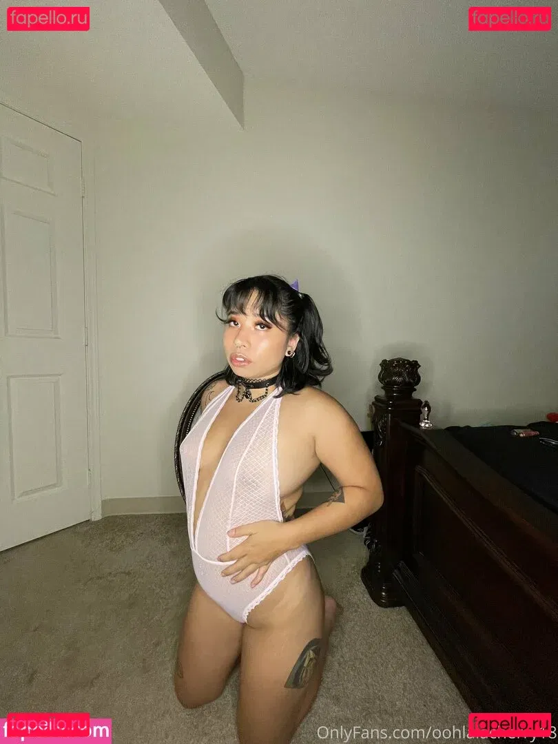 Cherrydaisuki / yournana18 Onlyfans Photo Gallery 