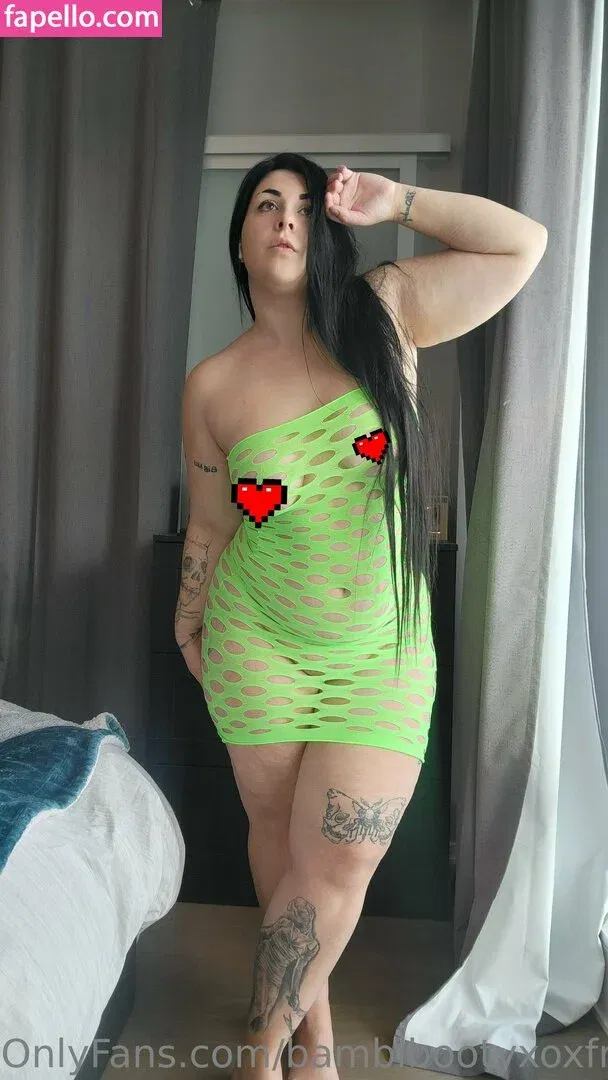 bambibootyxoxfree / freakingrican45 Onlyfans Photo Gallery 