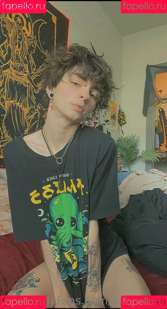 Babyyzee / babyyzee_ Onlyfans Photo Gallery 