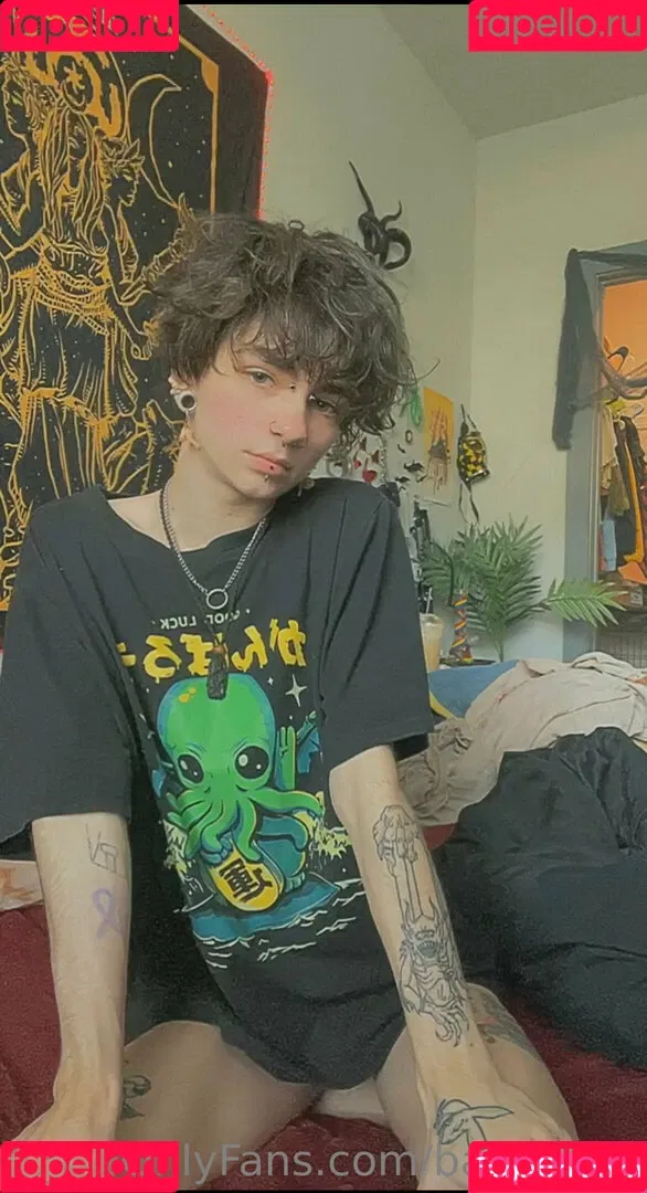 Babyyzee / babyyzee_ Onlyfans Photo Gallery 