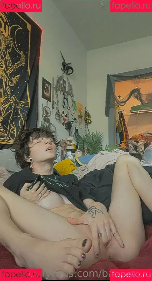 Babyyzee / babyyzee_ Onlyfans Photo Gallery 