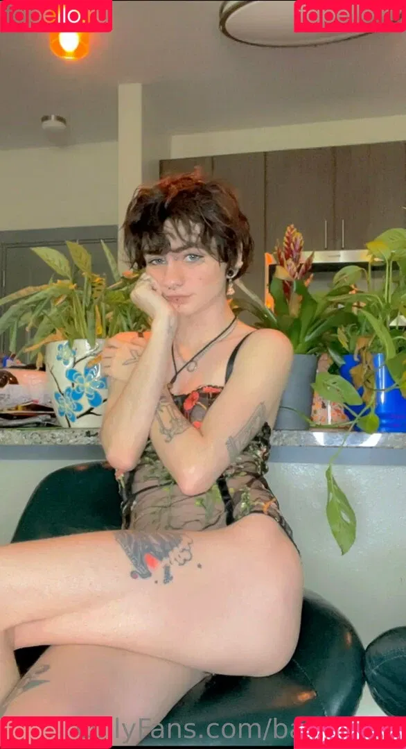 Babyyzee / babyyzee_ Onlyfans Photo Gallery 