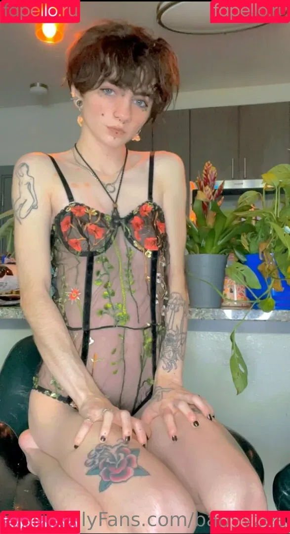 Babyyzee / babyyzee_ Onlyfans Photo Gallery 