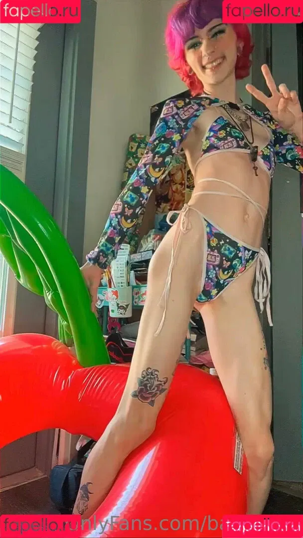 Babyyzee / babyyzee_ Onlyfans Photo Gallery 