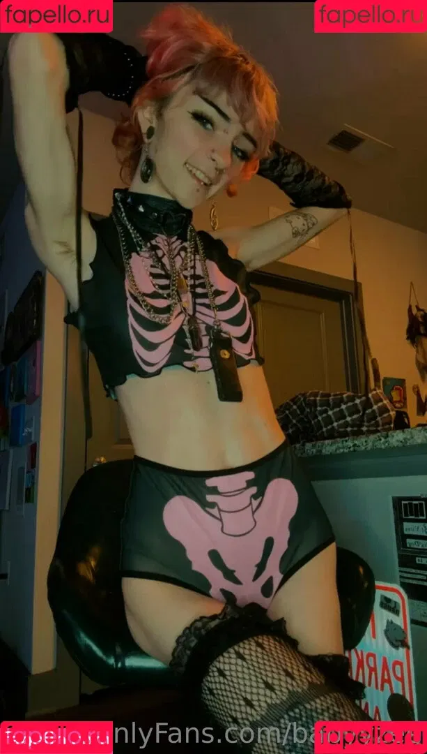 Babyyzee / babyyzee_ Onlyfans Photo Gallery 