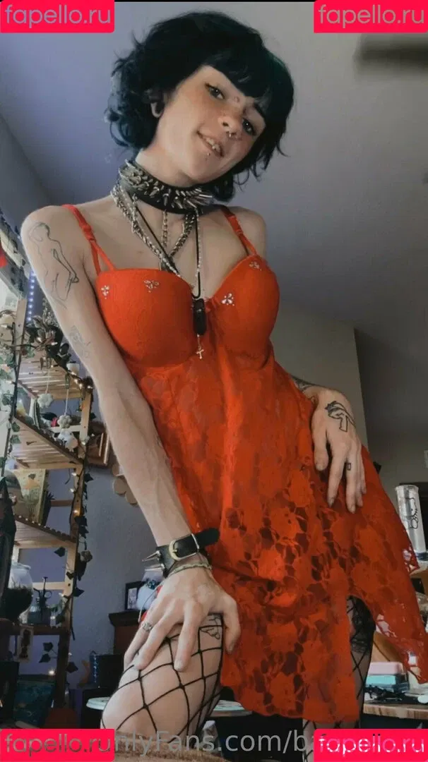 Babyyzee / babyyzee_ Onlyfans Photo Gallery 