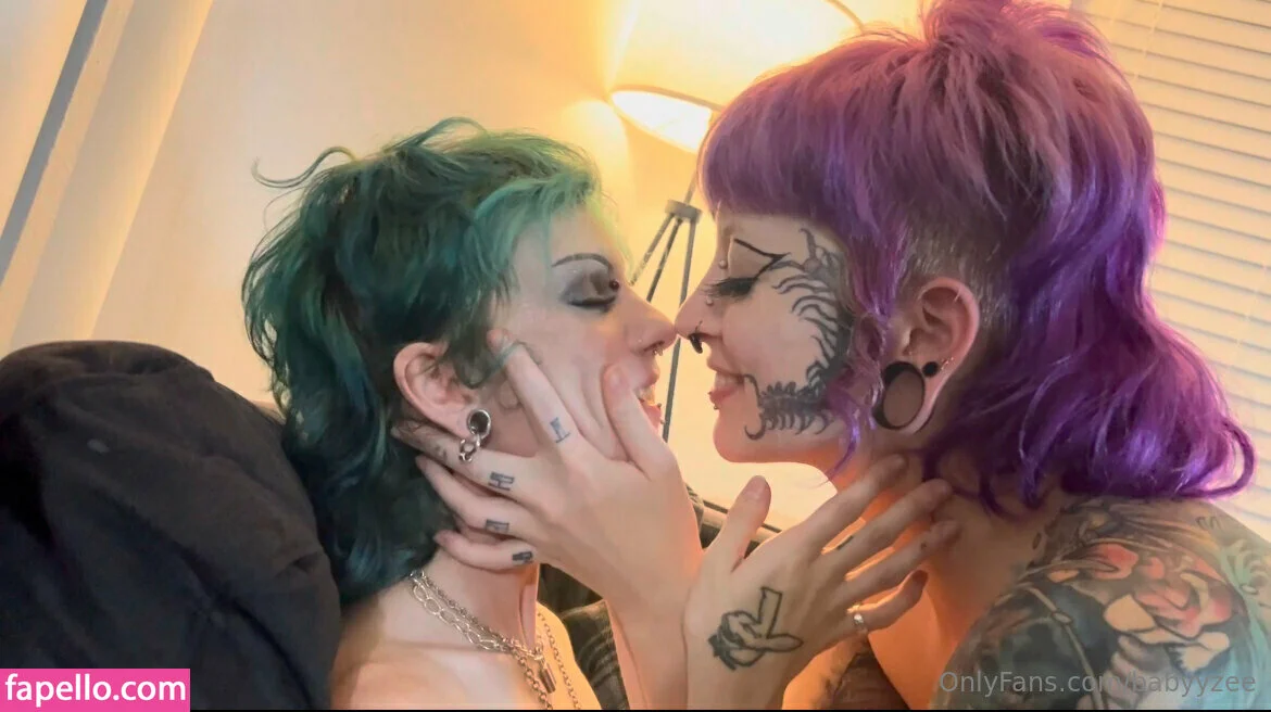 Babyyzee / babyyzee_ Onlyfans Photo Gallery 