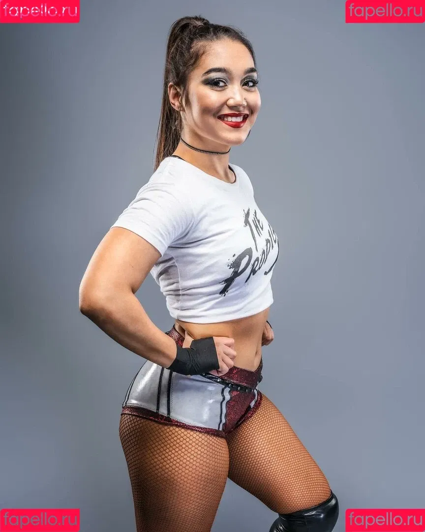 Rok-C - WWE NXT / Roxanne Perez / roxanne_wwe Onlyfans Photo Gallery 