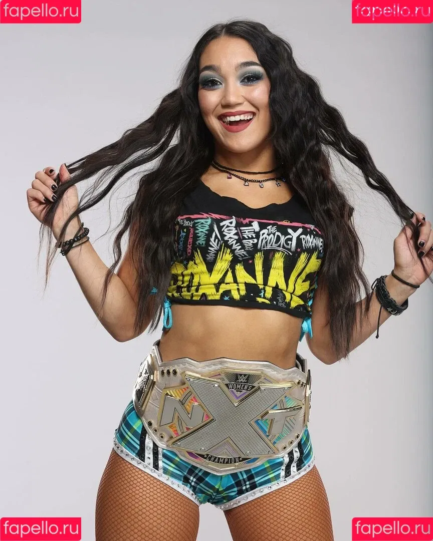 Rok-C - WWE NXT / Roxanne Perez / roxanne_wwe Onlyfans Photo Gallery 