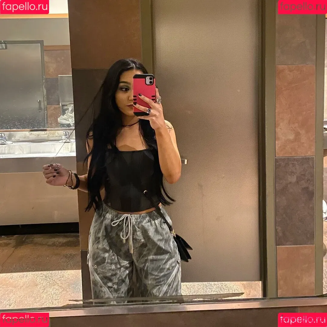 Rok-C - WWE NXT / Roxanne Perez / roxanne_wwe Onlyfans Photo Gallery 