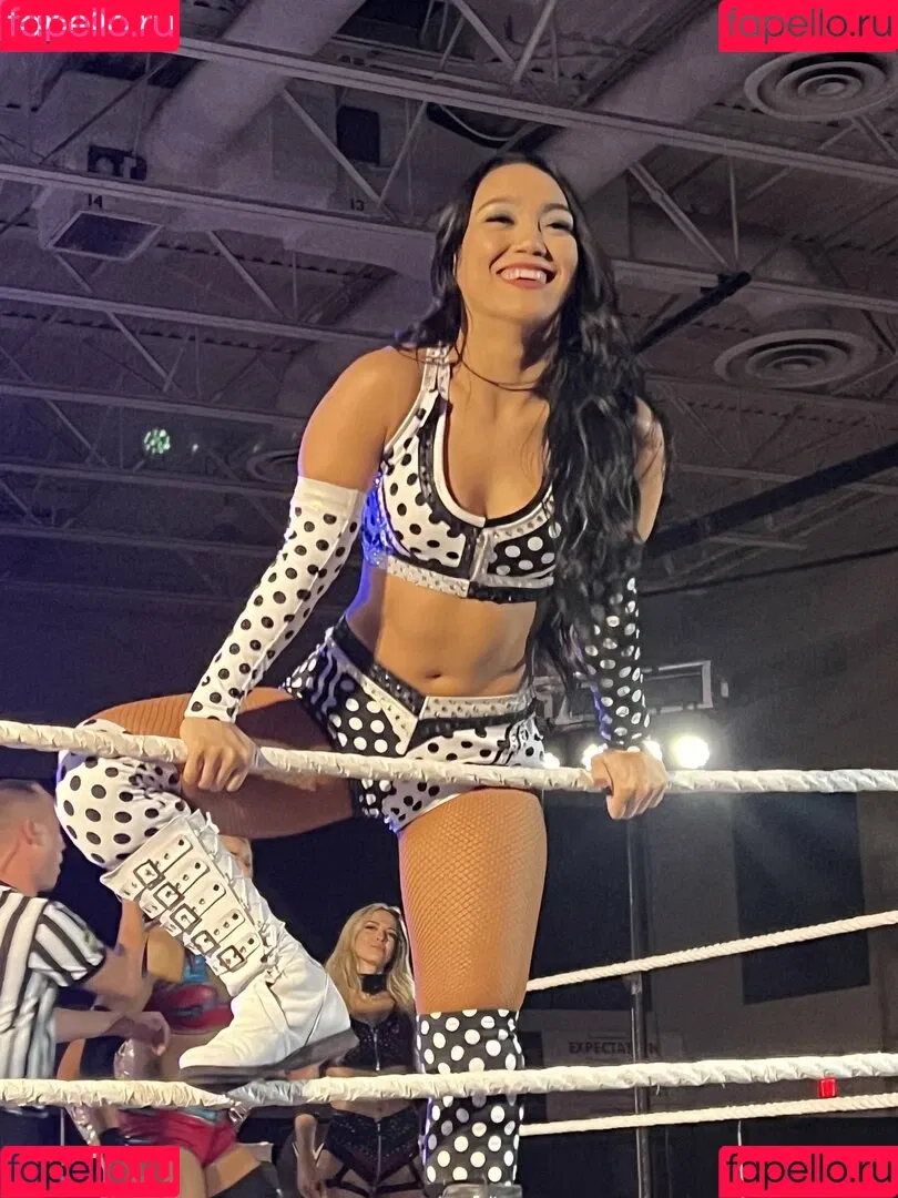 Rok-C - WWE NXT / Roxanne Perez / roxanne_wwe Onlyfans Photo Gallery 