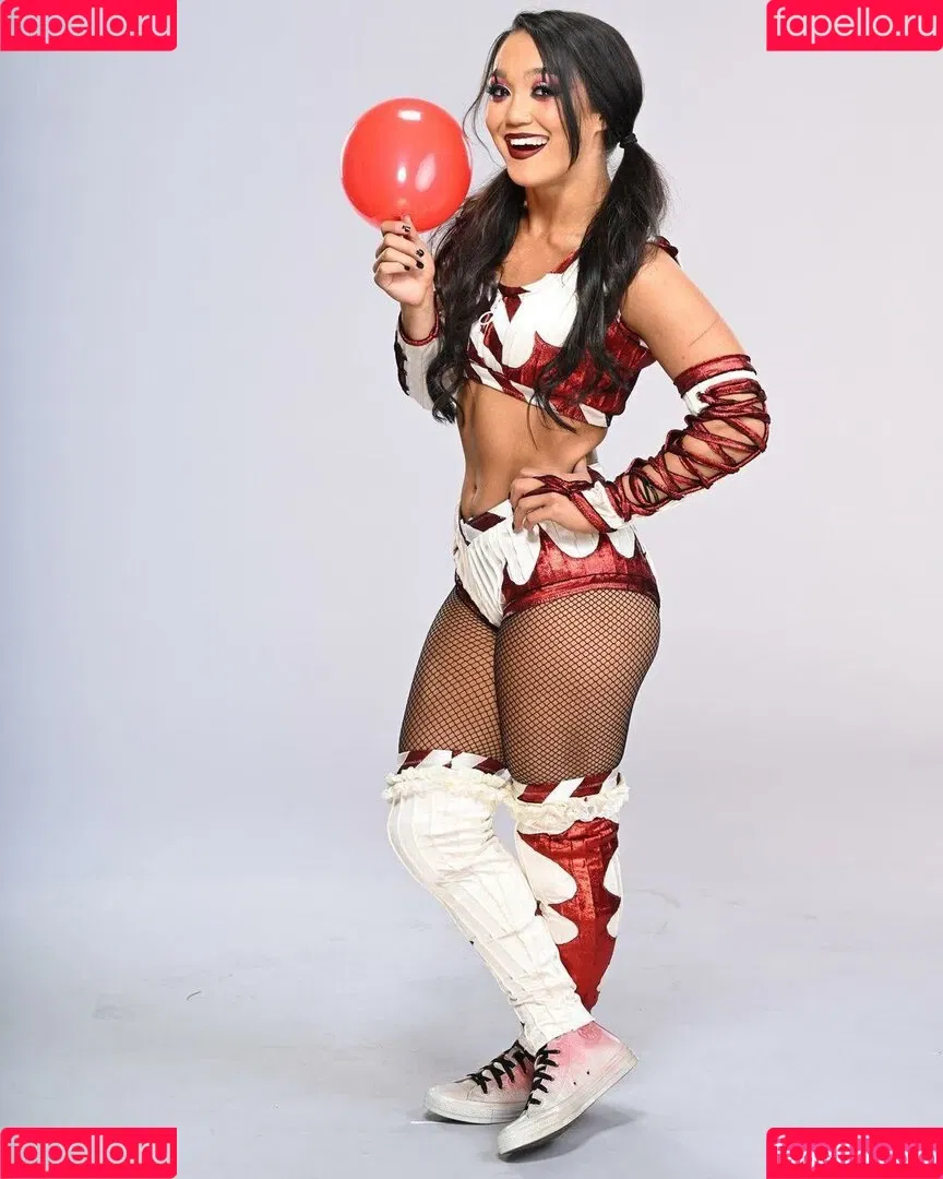 Rok-C - WWE NXT / Roxanne Perez / roxanne_wwe Onlyfans Photo Gallery 