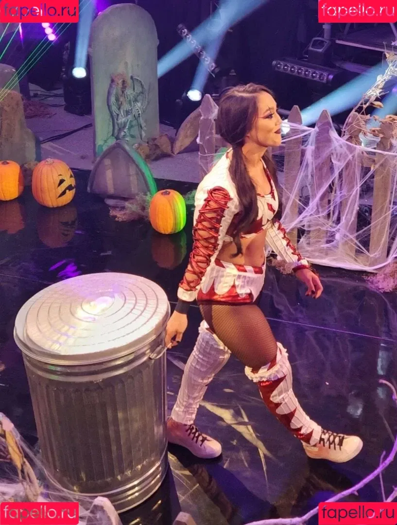 Rok-C - WWE NXT / Roxanne Perez / roxanne_wwe Onlyfans Photo Gallery 