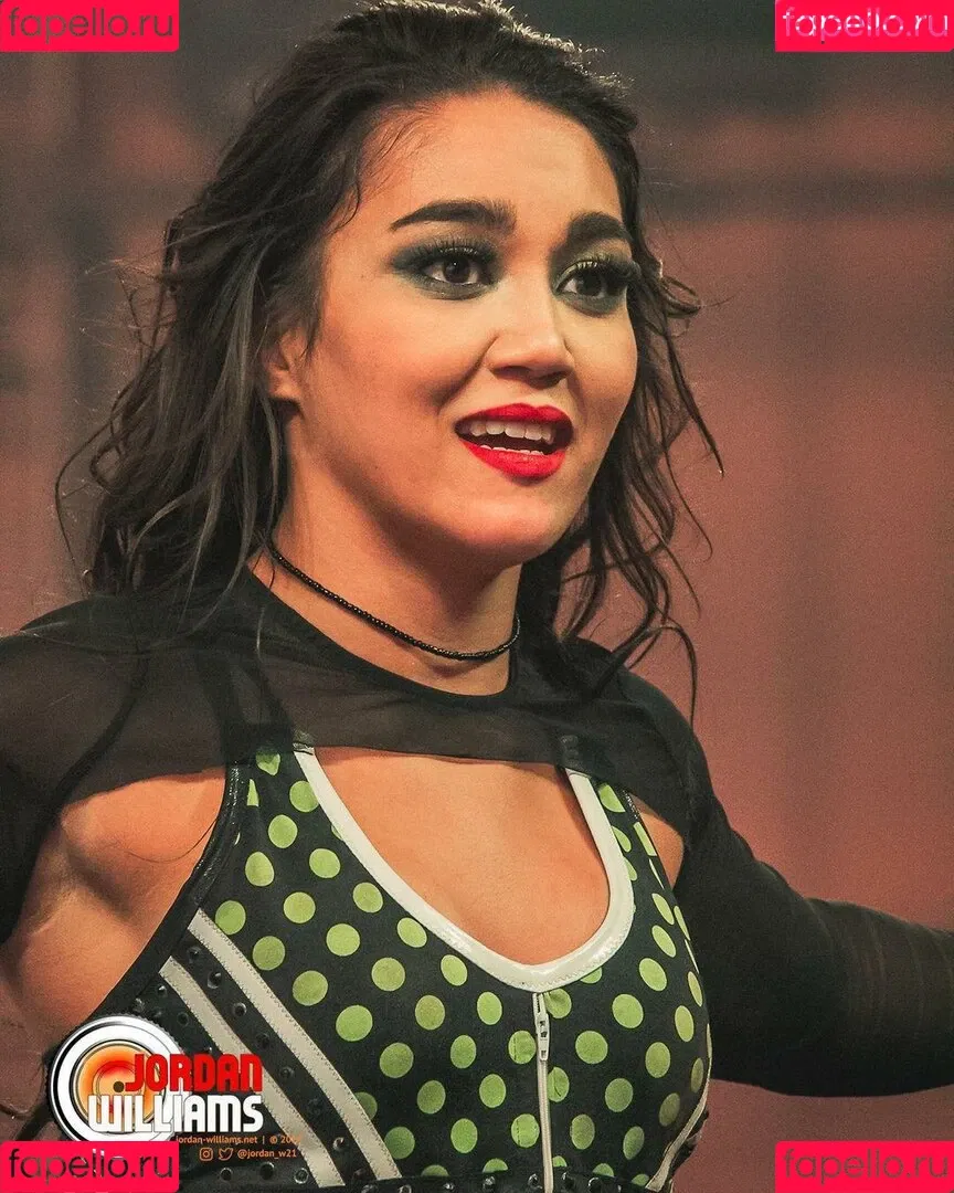 Rok-C - WWE NXT / Roxanne Perez / roxanne_wwe Onlyfans Photo Gallery 