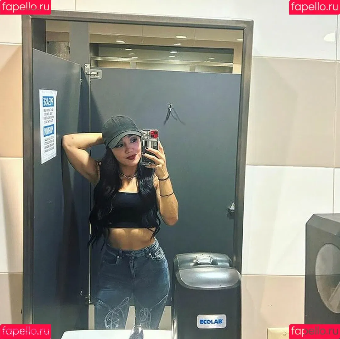 Rok-C - WWE NXT / Roxanne Perez / roxanne_wwe Onlyfans Photo Gallery 