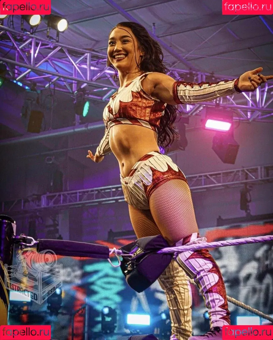 Rok-C - WWE NXT / Roxanne Perez / roxanne_wwe Onlyfans Photo Gallery 
