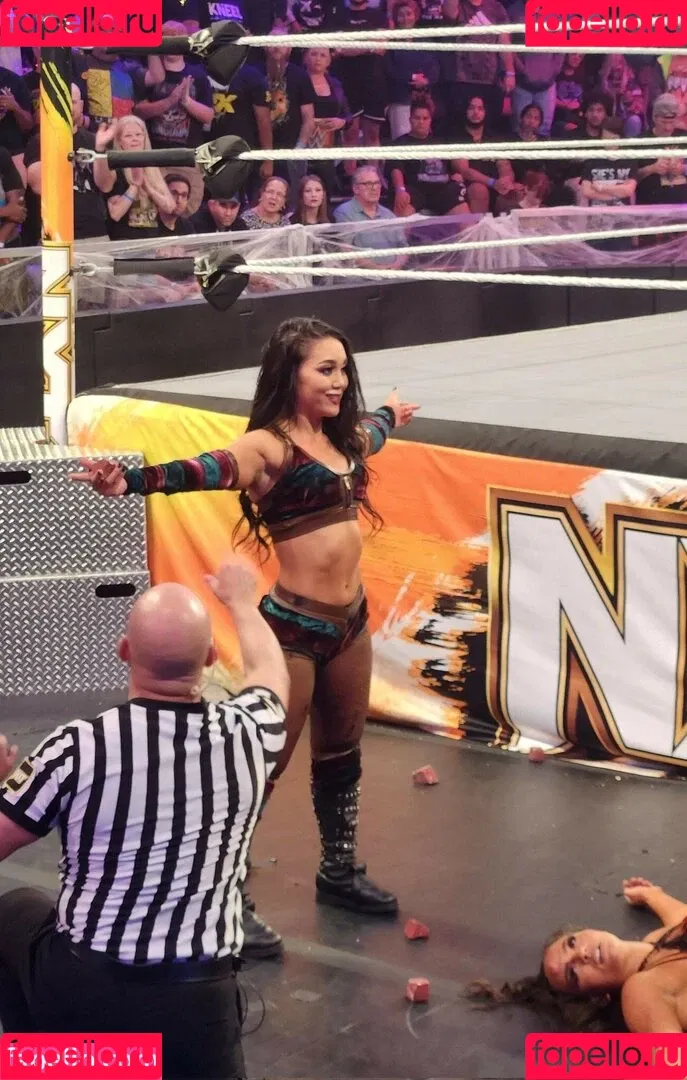 Rok-C - WWE NXT / Roxanne Perez / roxanne_wwe Onlyfans Photo Gallery 