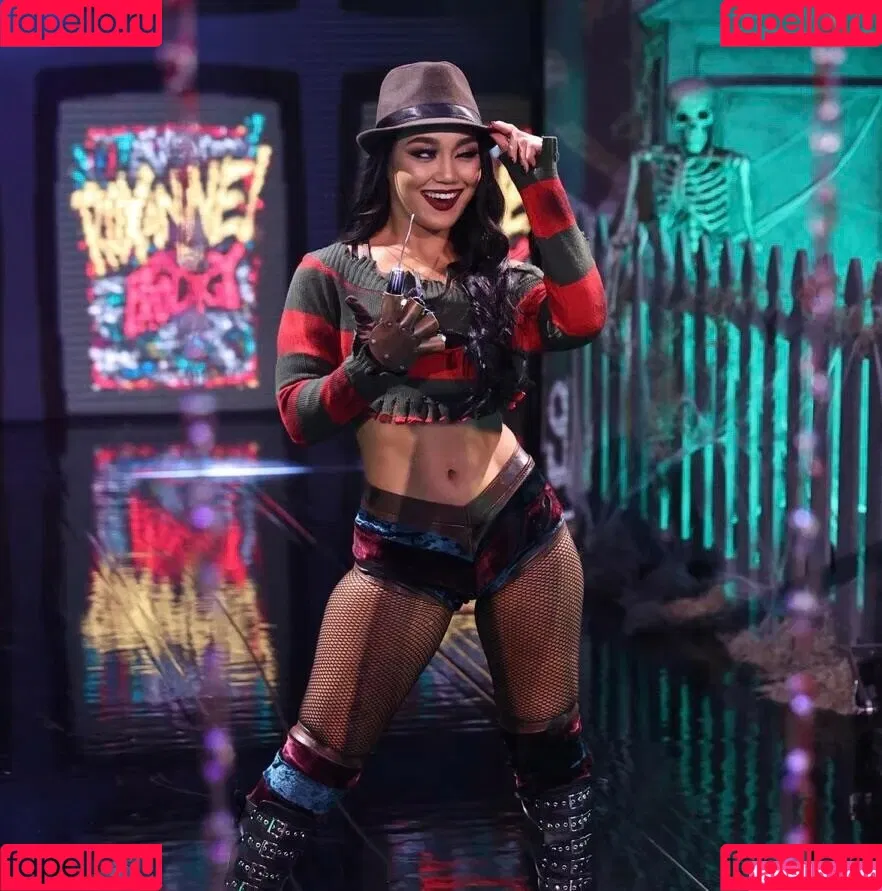 Rok-C - WWE NXT / Roxanne Perez / roxanne_wwe Onlyfans Photo Gallery 