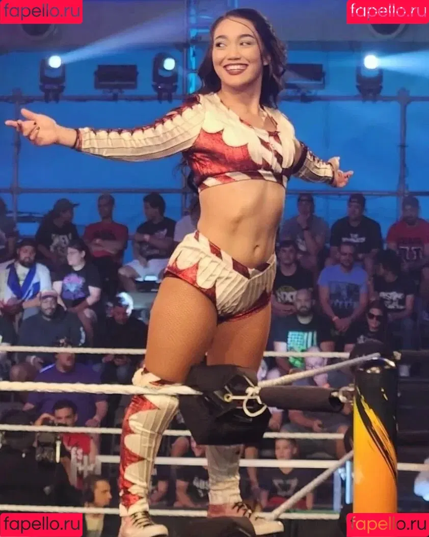 Rok-C - WWE NXT / Roxanne Perez / roxanne_wwe Onlyfans Photo Gallery 