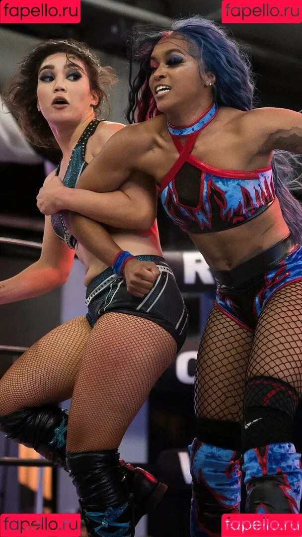 Rok-C - WWE NXT / Roxanne Perez / roxanne_wwe Onlyfans Photo Gallery 