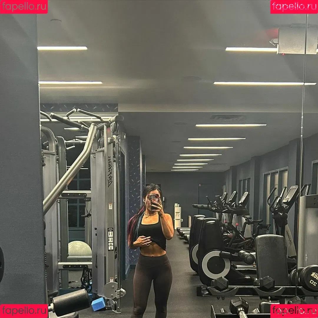 Rok-C - WWE NXT / Roxanne Perez / roxanne_wwe Onlyfans Photo Gallery 