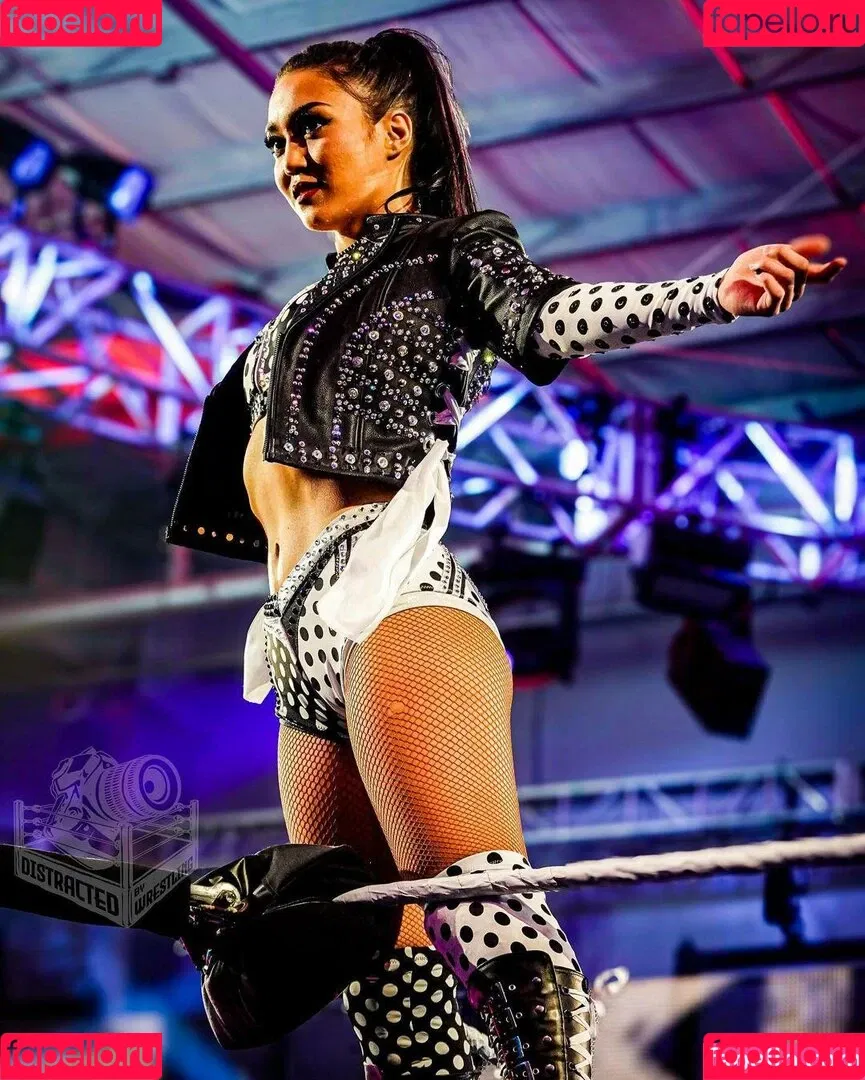 Rok-C - WWE NXT / Roxanne Perez / roxanne_wwe Onlyfans Photo Gallery 