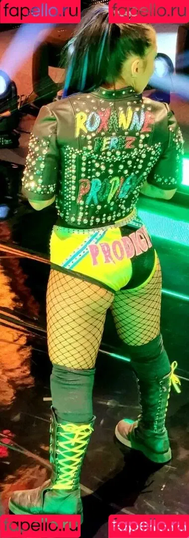 Rok-C - WWE NXT / Roxanne Perez / roxanne_wwe Onlyfans Photo Gallery 